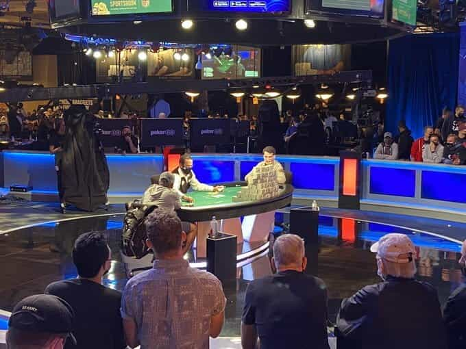 Heads-up action at the WSOP final table.