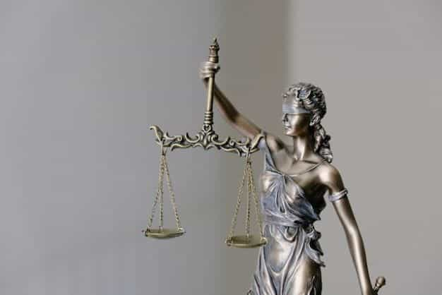 A statue of Justice in a blindfold holding a scale.